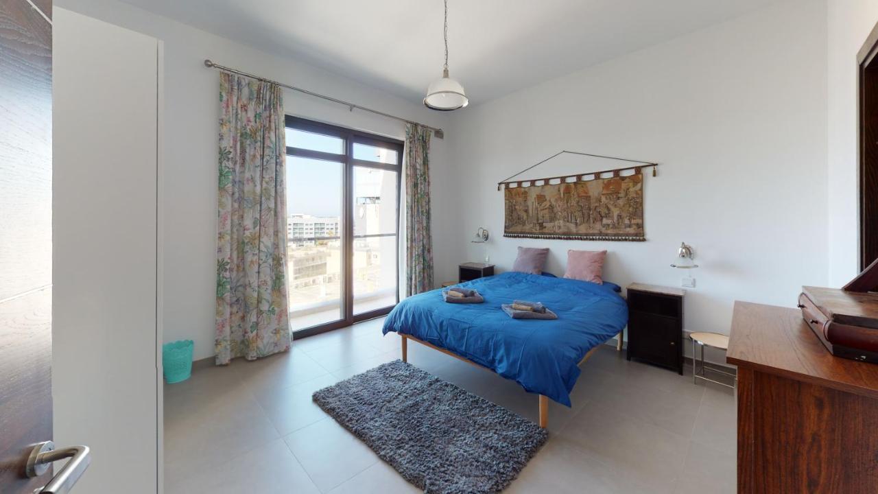 St Julians Central Luxury Apartment Saint Julian's Bagian luar foto