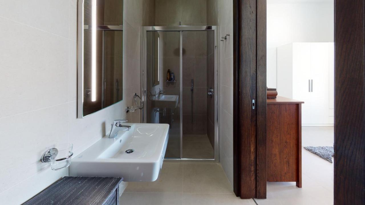 St Julians Central Luxury Apartment Saint Julian's Bagian luar foto